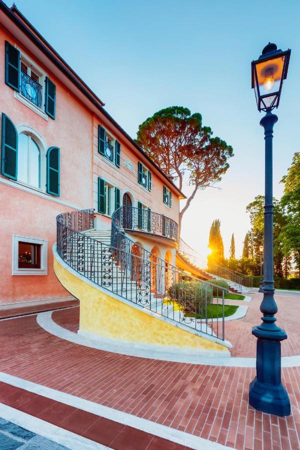 Villa Valentini Bonaparte Pozzuolo Esterno foto